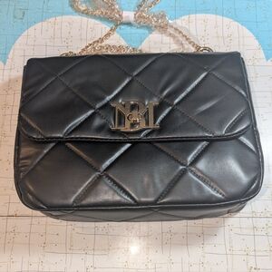 NWT Badgley Mischka Big Chain Black Crossbody Bag‎ Diamond Quilting 11x9x4